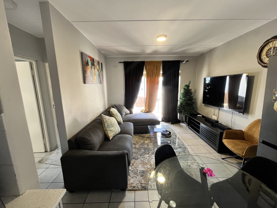 To Let 2 Bedroom Property for Rent in Parklands Western Cape